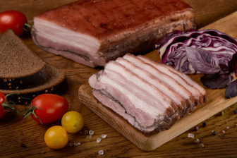 Бекон Праздничный (вишневое копчение) Балтия.